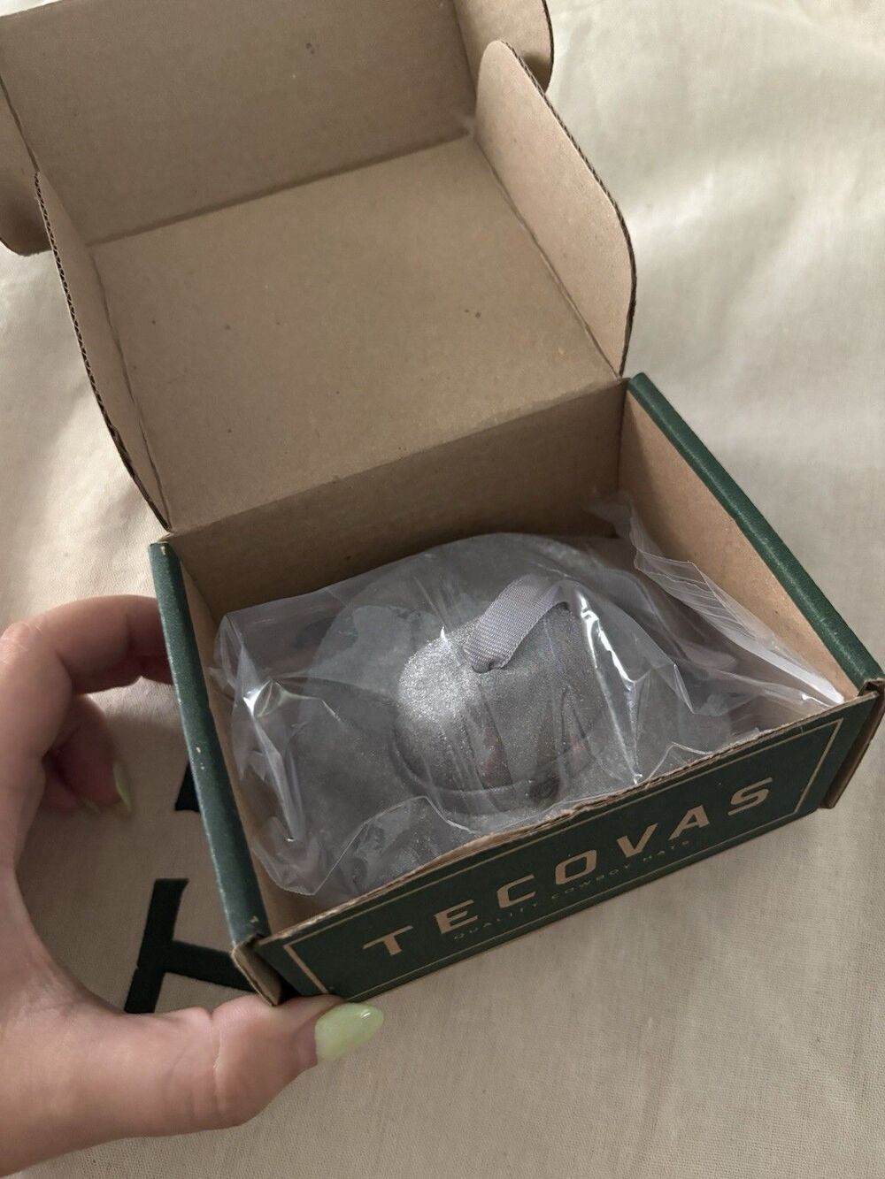NIB (read) Tecovas Cowboy Hat Ornament Cattleman Silver Wool Western